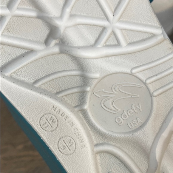 g-defy Women's blue UpBov - Size 11 - Picture 2 of 8